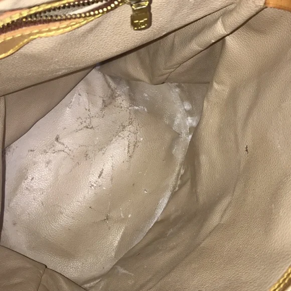 ๐ STUNNING ๐ retired Louis Vuitton bucket/ wallet - Picture 6 of 16